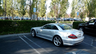 Illustration for article titled The Mystery of Steve Jobs' Plateless Benz